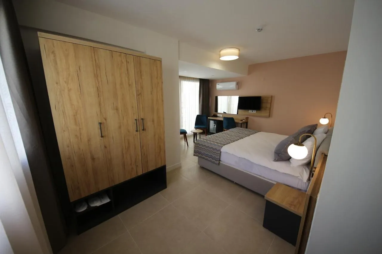 Spilos Guemuelduer Hotel İzmir 0*,